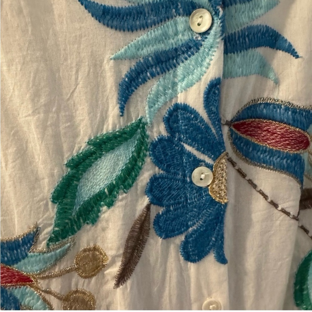 Oliphant White Maxi Dress with Blue and Red Floral Print - Picture 3 of 4